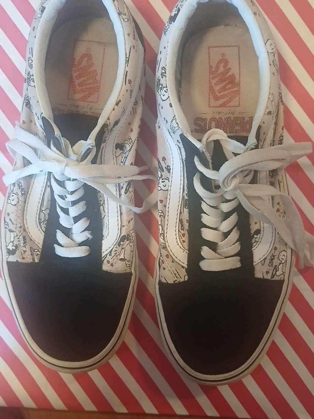 Vans Black & White Graphic Old Skool Sneakers for Women